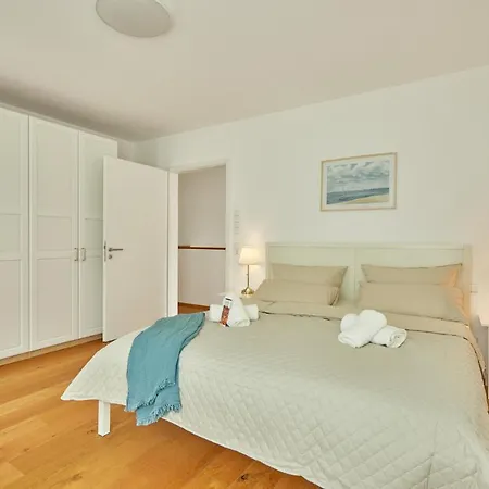 Exklusive Villa-eggert Mit Kamin & Terasse Fuer 6 Personen Im * Bretten